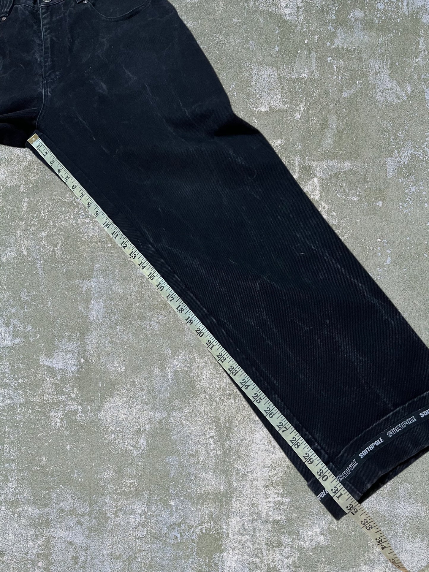 Early-2000s Southpole Carpenter Jeans (32)