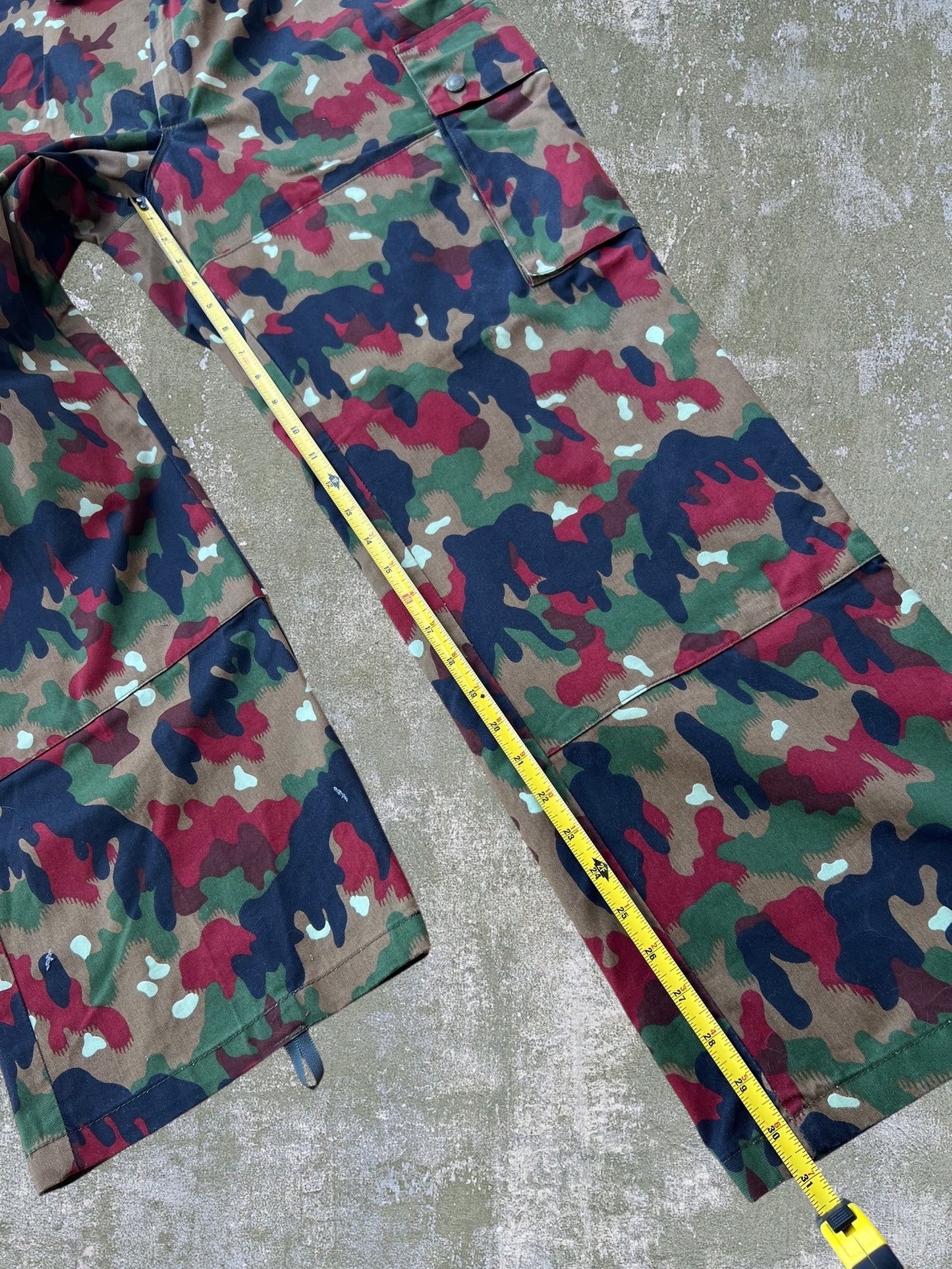 Early-90s Swiss Army Combat Pants (34x32)
