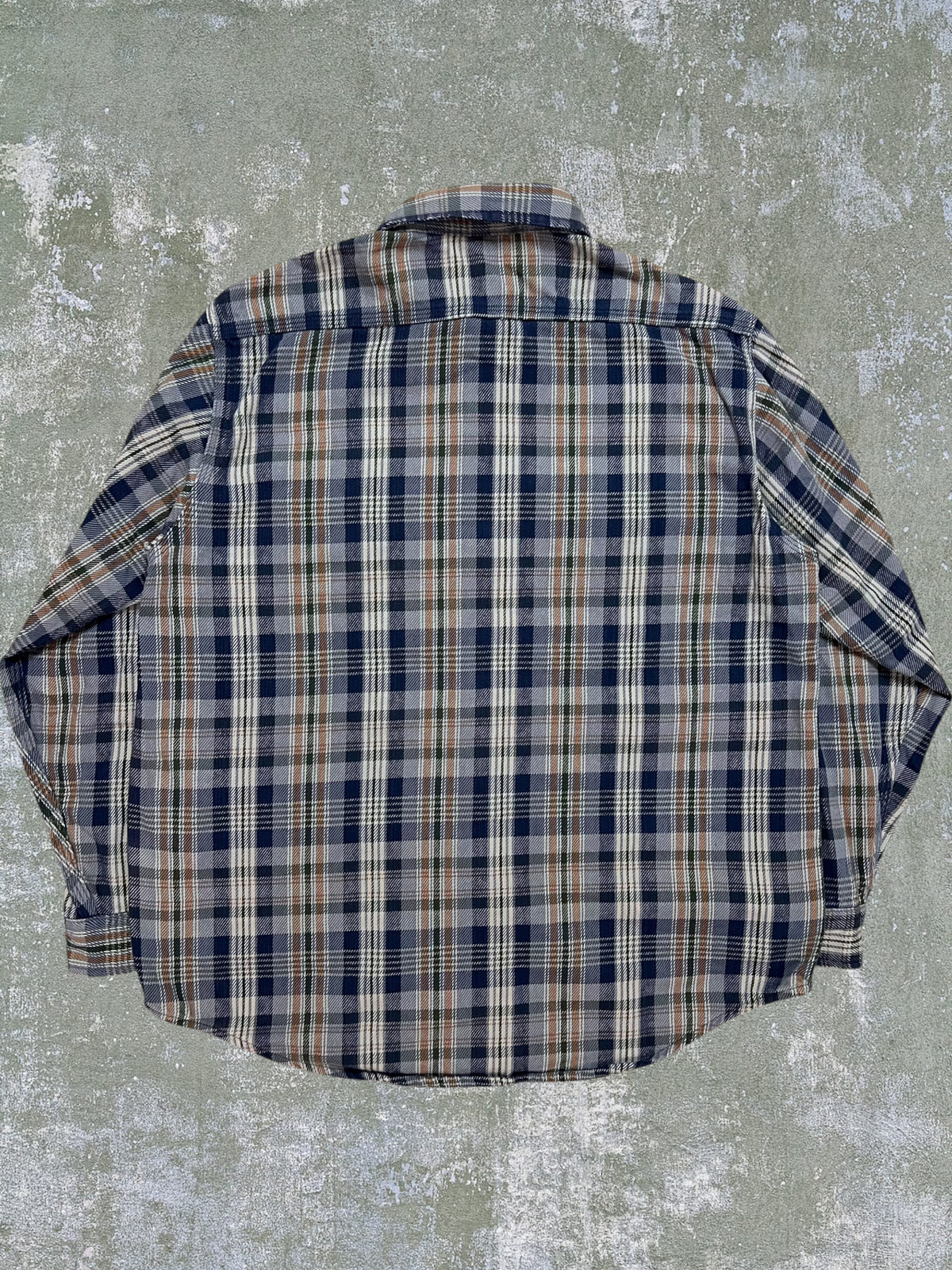 ‘90s Carhartt Cotton Flannel Shirt (L)