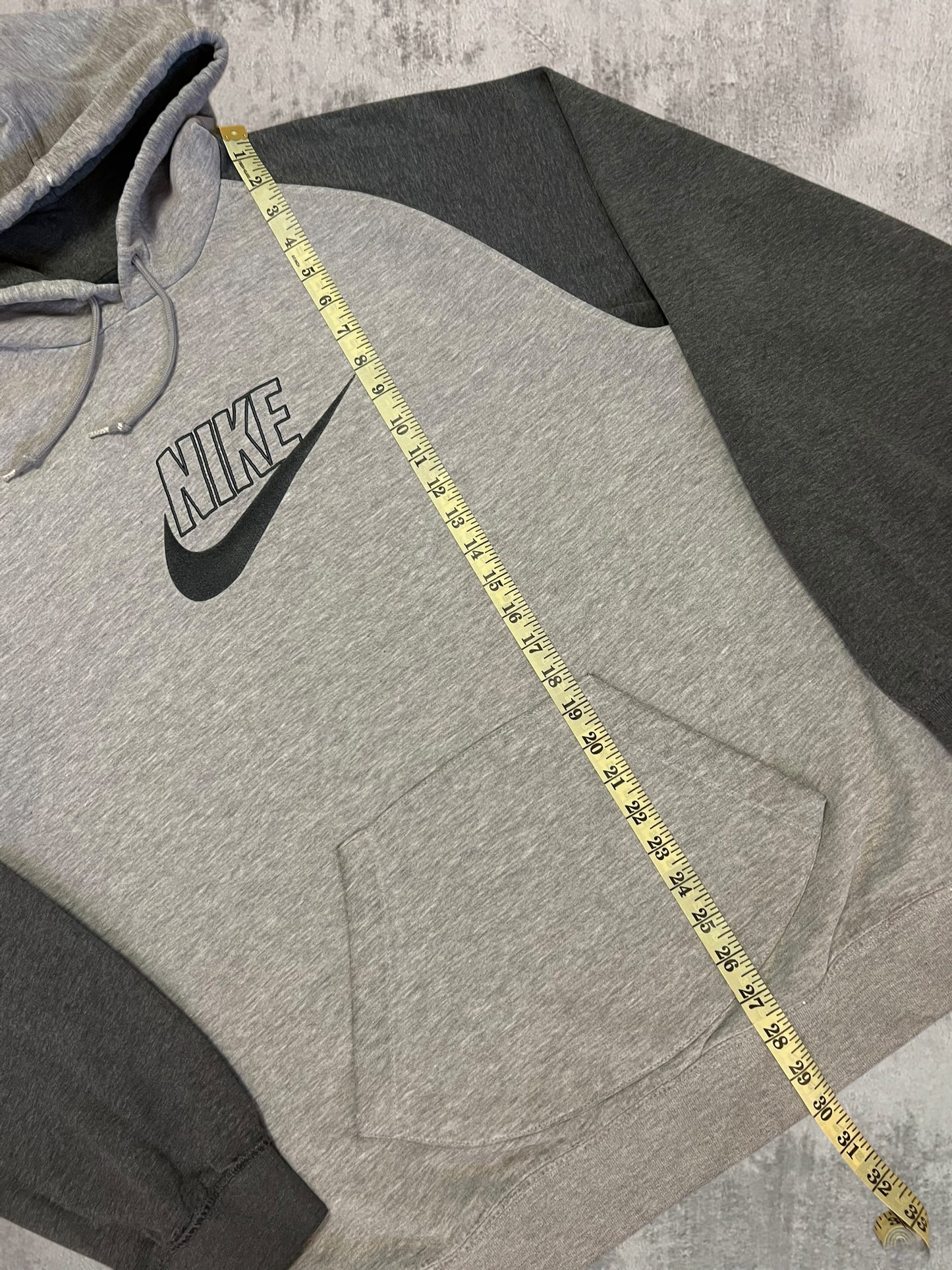 Early-2000s Nike Hoodie (XL)