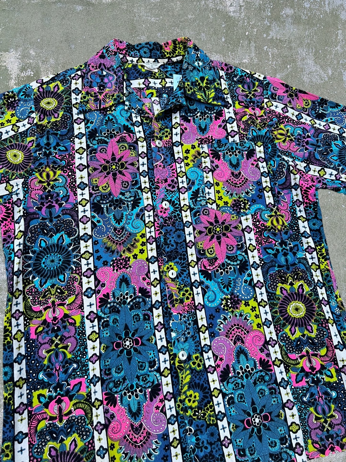 Vintage Hawaiian Loop Collar Shirt (M)