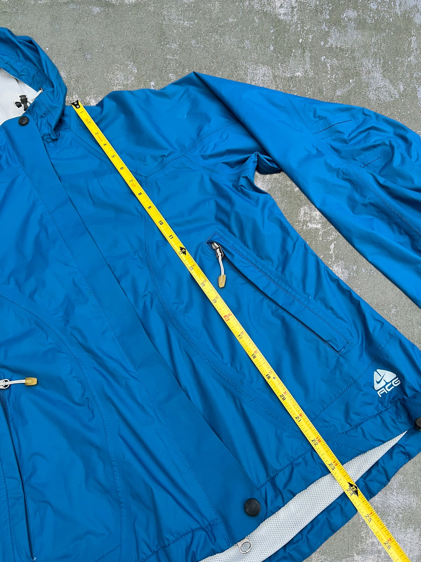 Early-2000s Nike ACG Layer-3 Jacket (Women’s S)