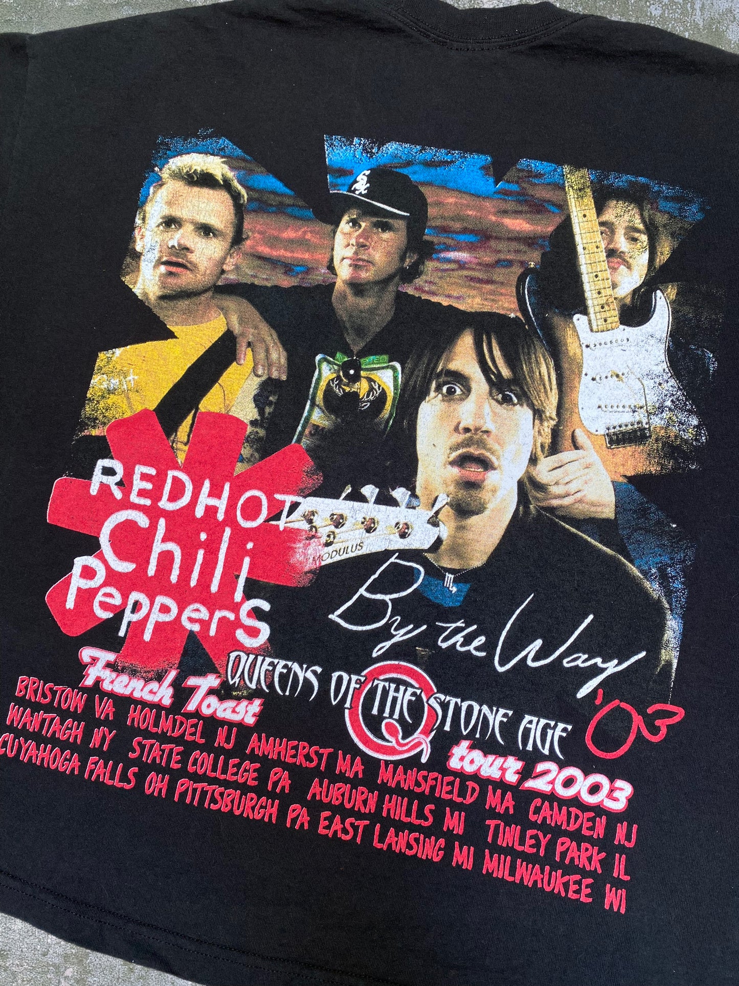 2003 Red Hot Chili Peppers By The Way Tour Cropped Tee (XL)