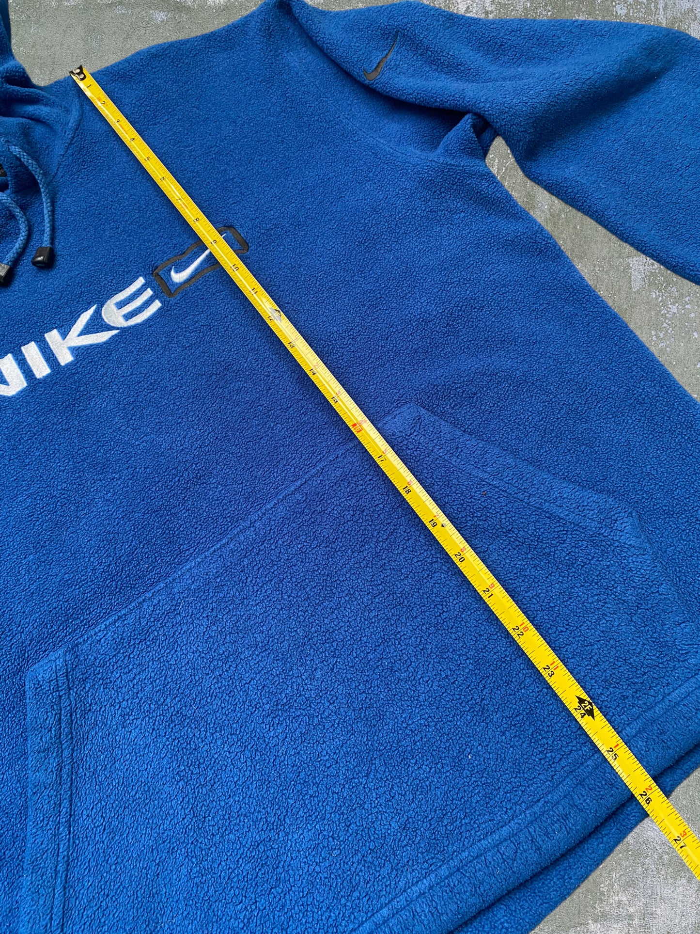 Early-2000s Nike Fleece Hoodie (M)