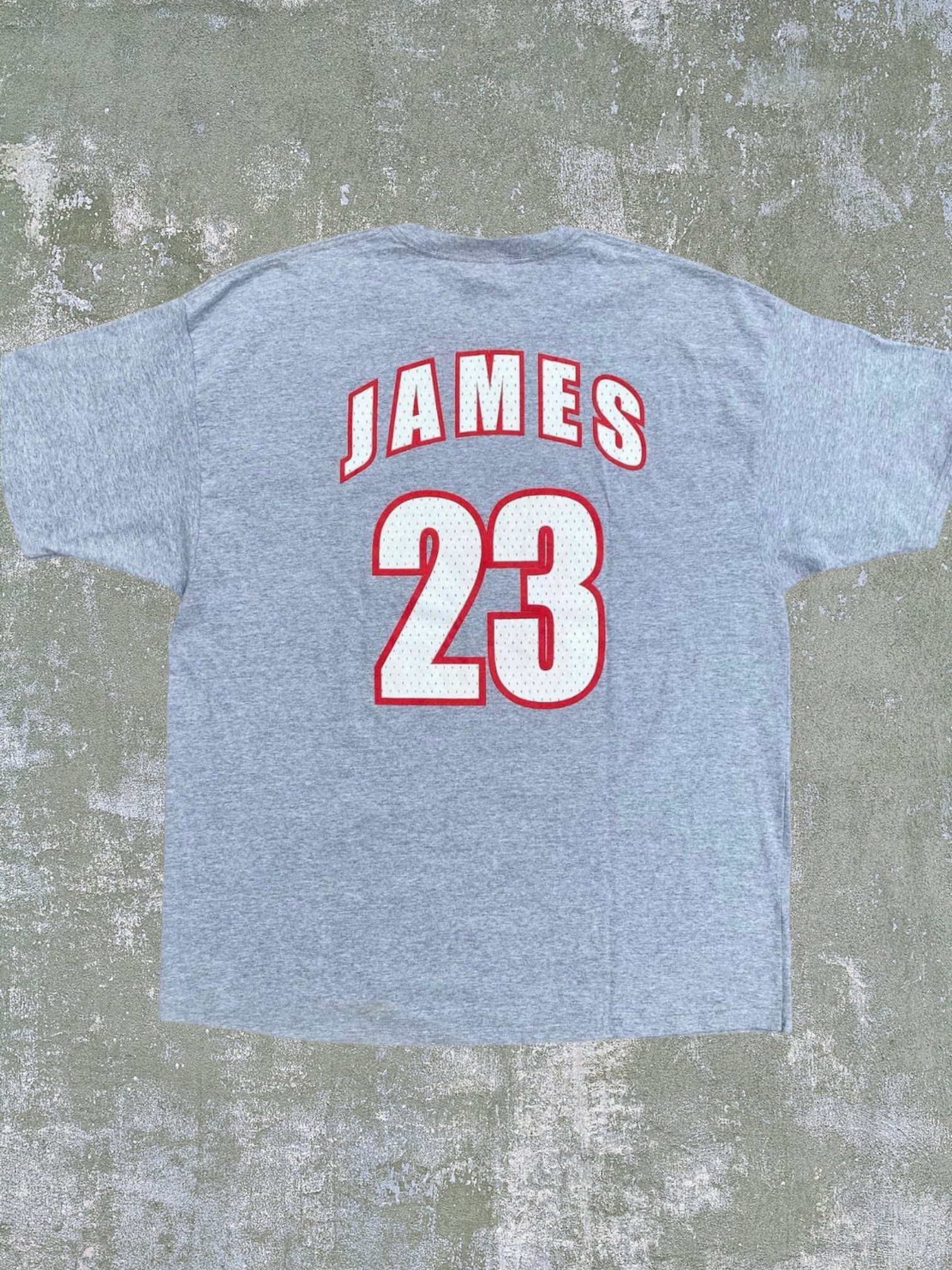 Early-2000s LeBron James Cleveland Cavaliers Tee (3XL) – GerbThrifts