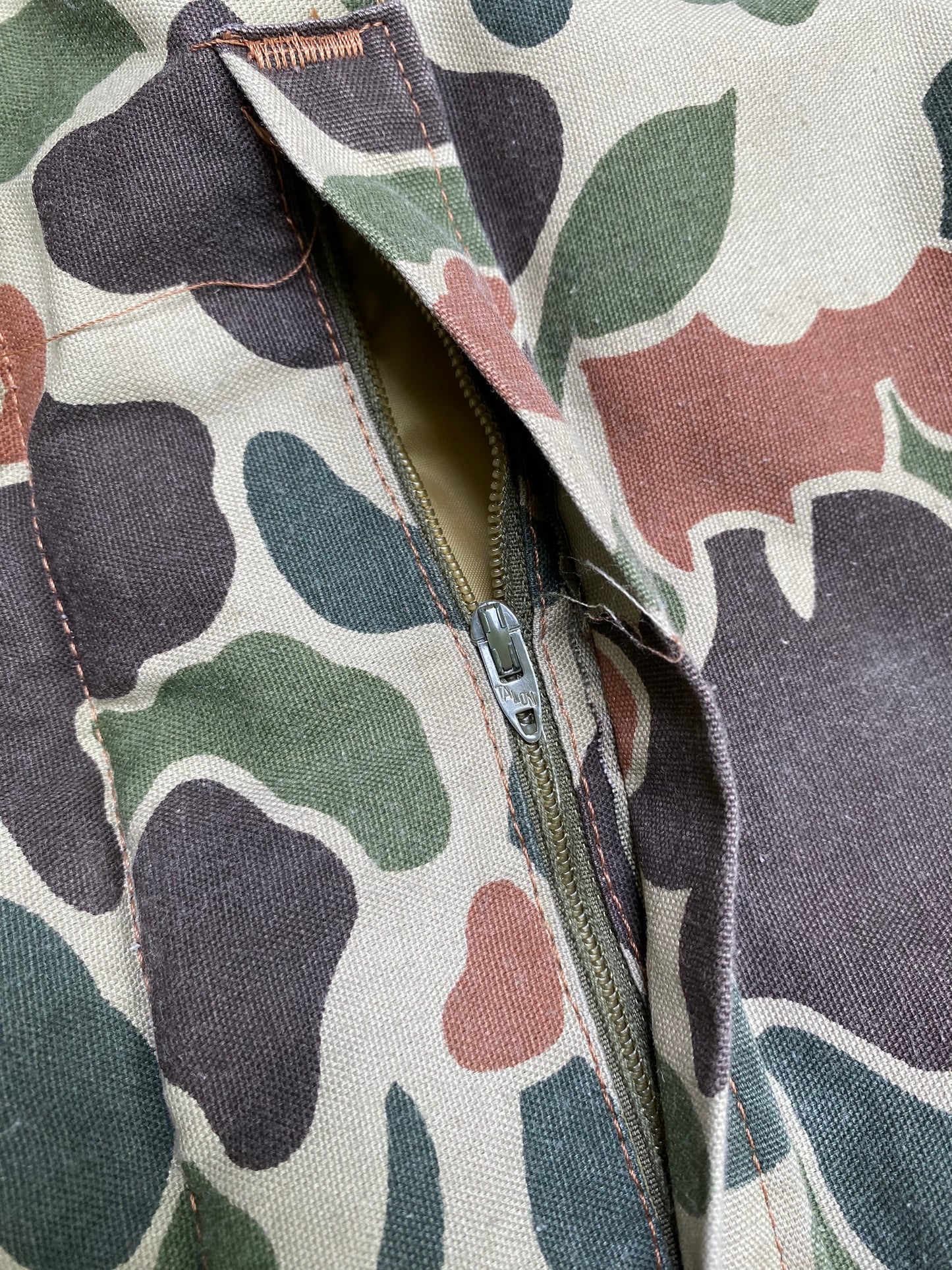 ‘70s/‘80s Himalayan Duck Camo Hunting Jacket (M)