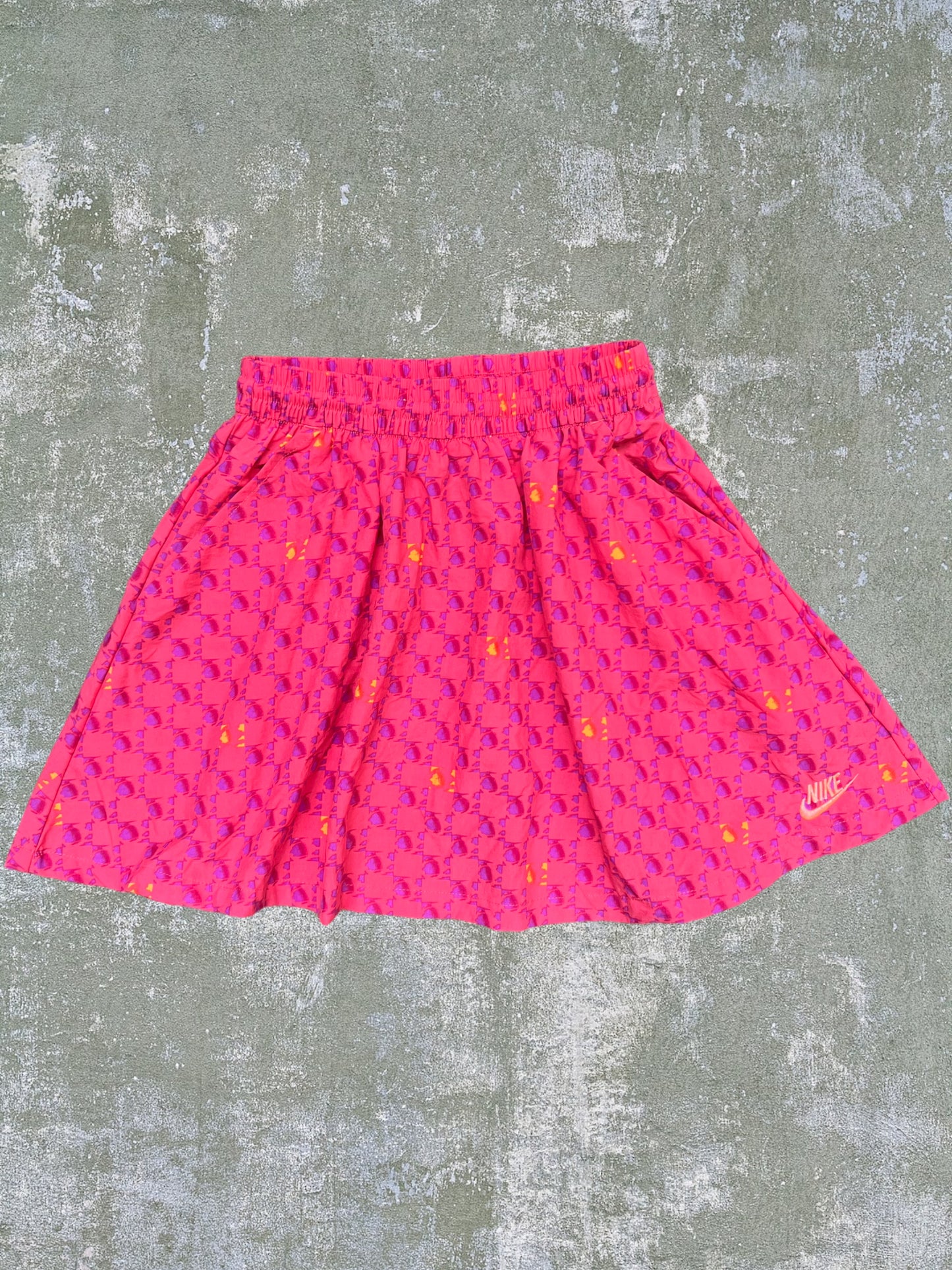 ‘90s Nike Challenge Court Tennis Skirt (Women’s M)