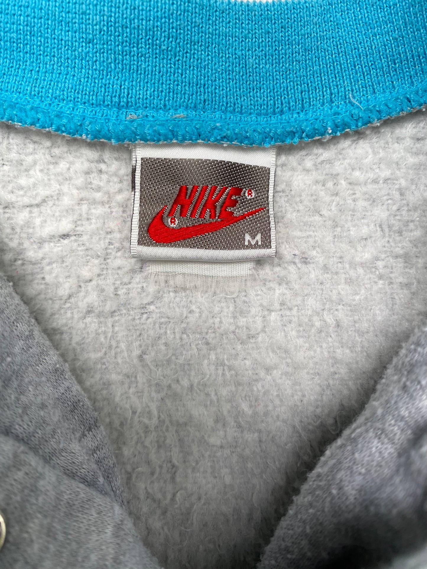 Late-80s/Early-90s Nike Snap Button Sweatshirt (Women’s M)