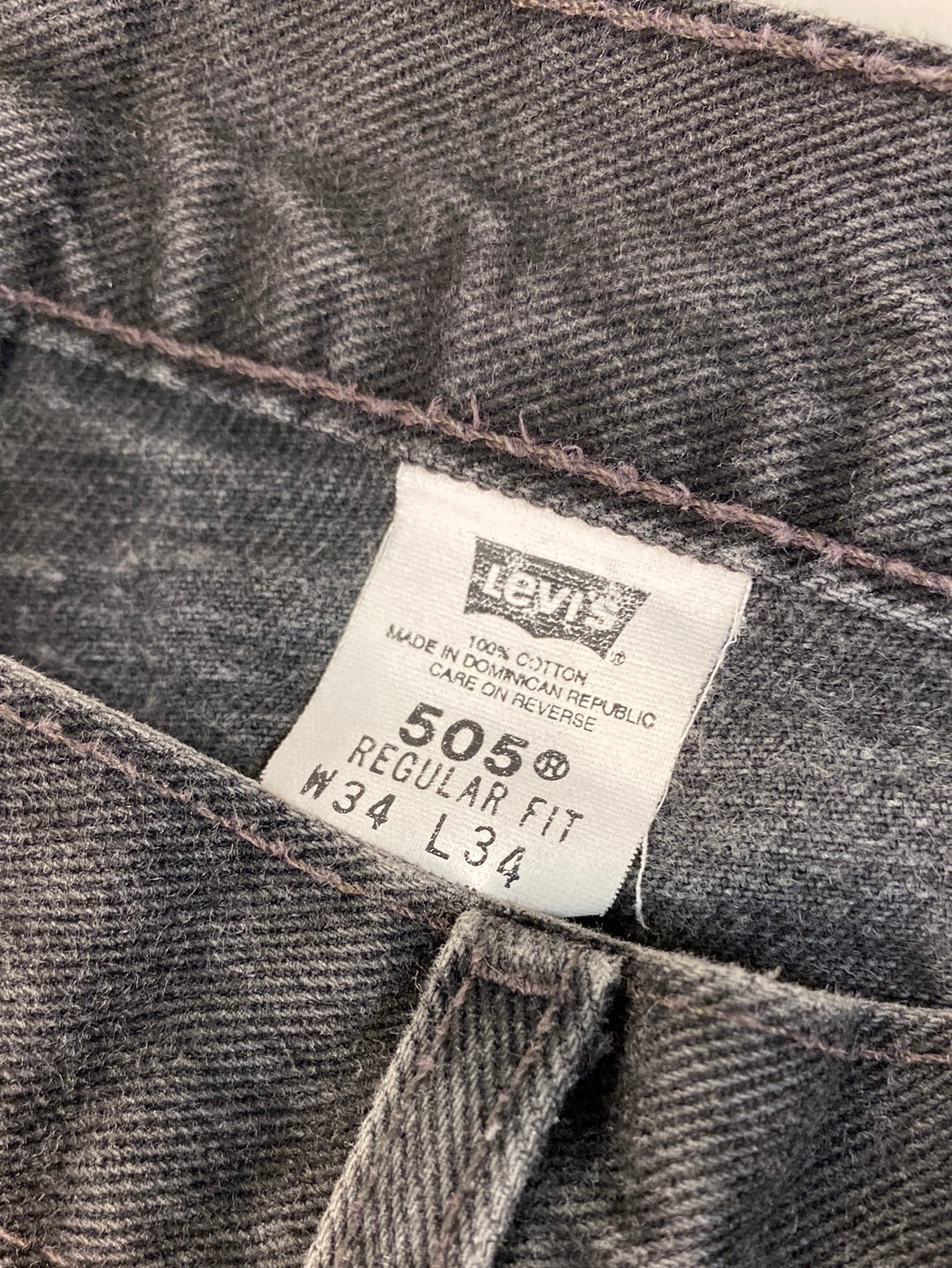 Early-2000s Levi’s 505 Jeans (34x34)