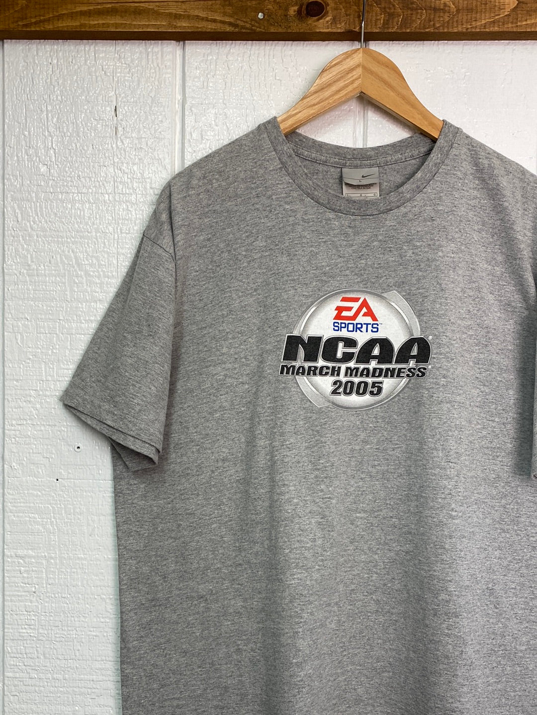 2005 Nike NCAA March Madness Video Game Tee (L)